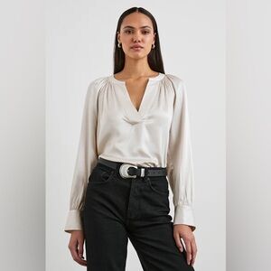 Rails Women’s Size XS Wynna Ivory Long Sleeve Satin Blouse